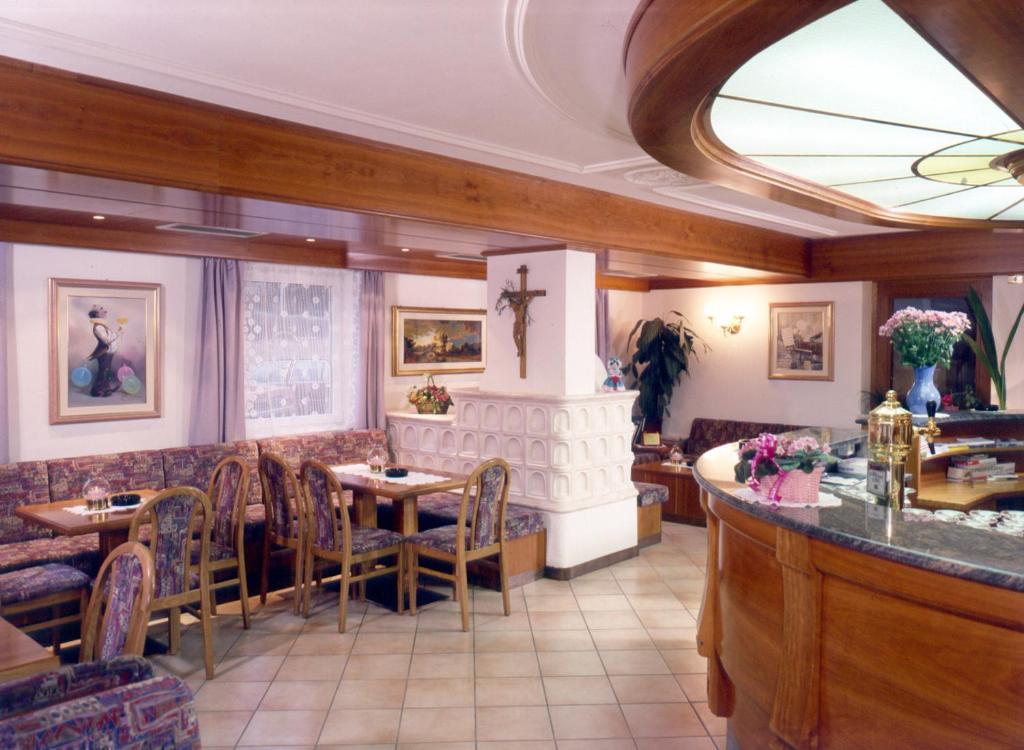 Hotel Villa Mozart Pozza di Fassa Εξωτερικό φωτογραφία